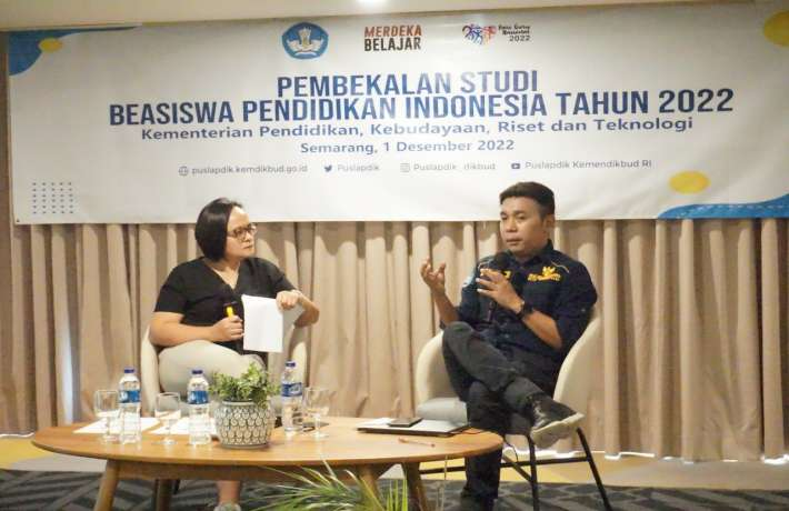 Billy Mambrasar Ajak Awardee BPI Kemendikburistek Memasuki Pemerintahan