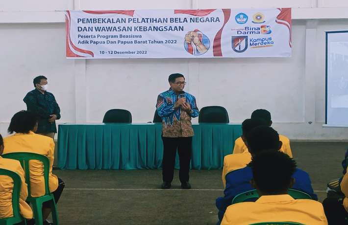 Abdul Kahar Ingatkan Mahasiswa Penerima ADik Membangun Jejaring dan Rasa Bersyukur