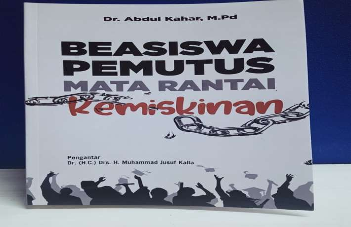 Abdul Kahar Luncurkan Buku Beasiswa Pemutus Mata Rantai Kemiskinan