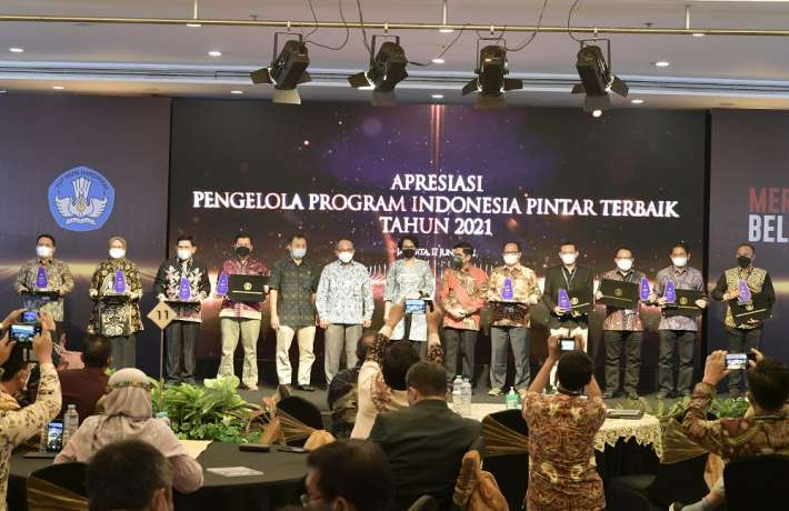 Kemendikbudristek Berikan Apresiasi Pada Pengelola PIP Terbaik 2021