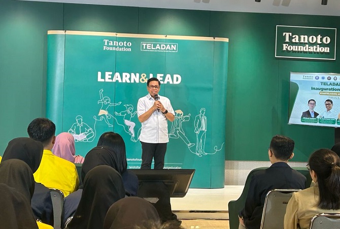 100 Mahasiswa Penerima KIP Kuliah Ikuti Program TELADAN Tanoto Foundation