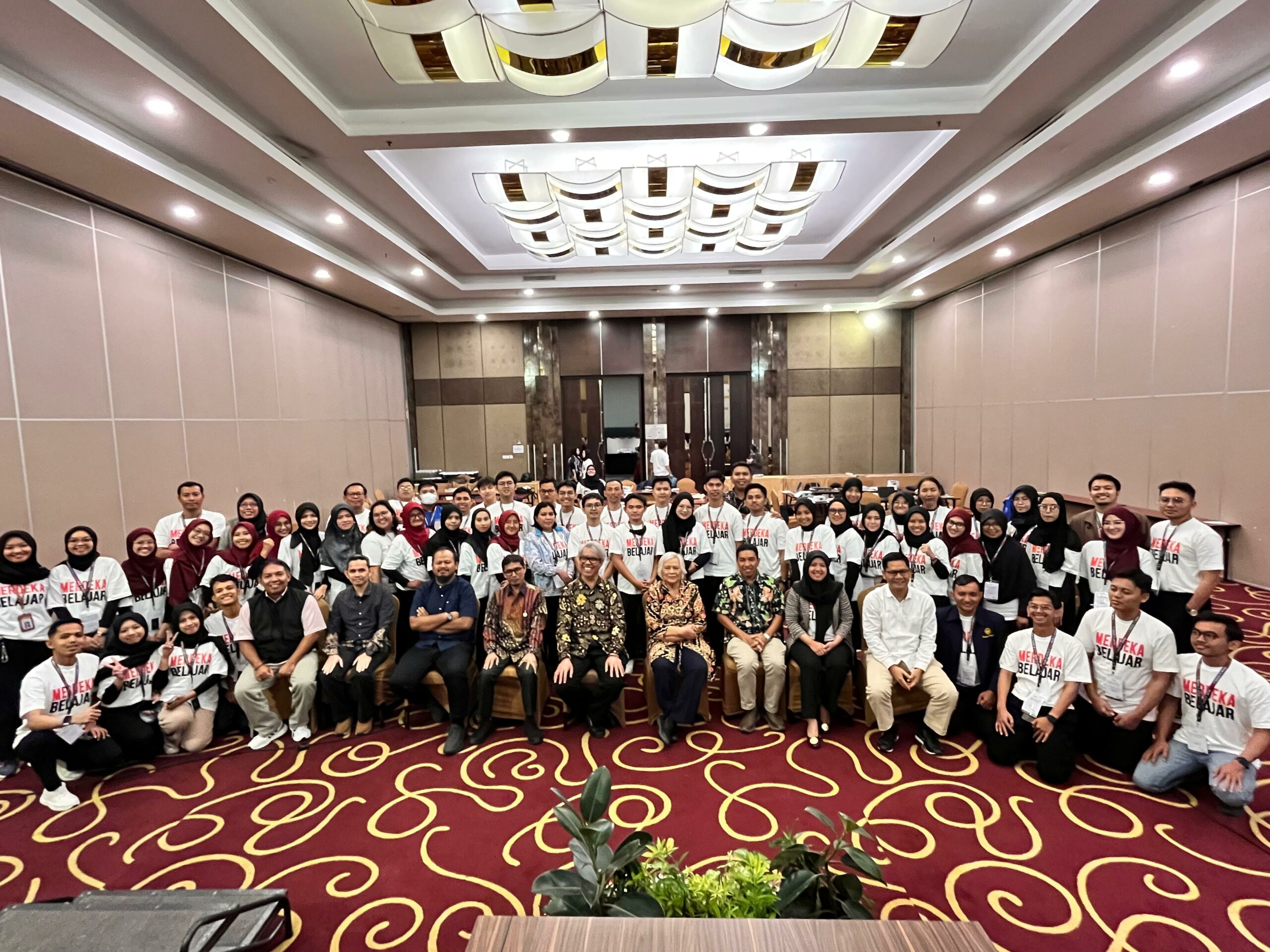 Pelatihan Penulisan Bagi Awardee Beasiswa Unggulan