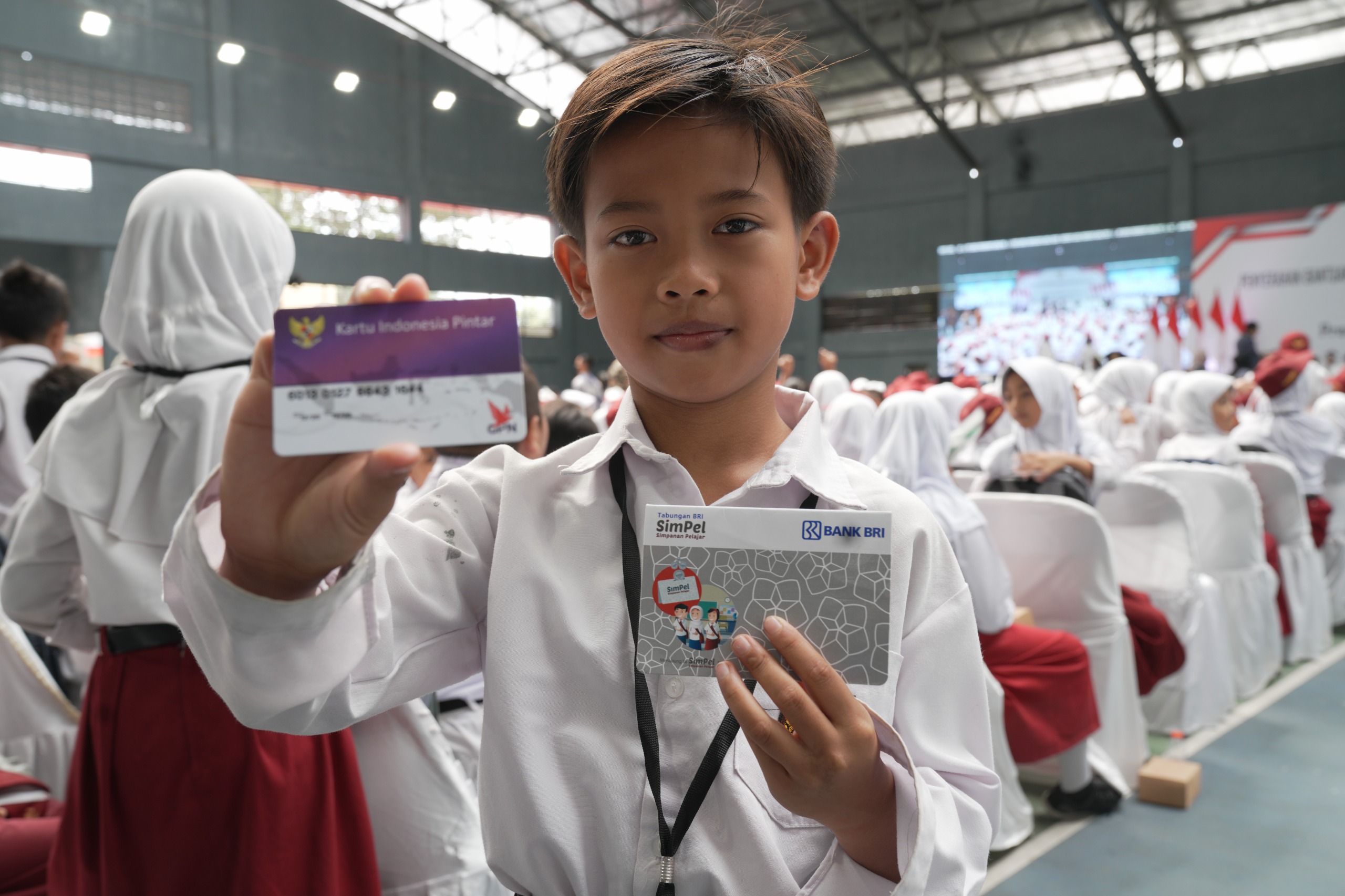 Punya Anggaran Rp33,5 Triliun, Kemendikdasmen Prioritaskan Program-Program Ini di Tahun 2025