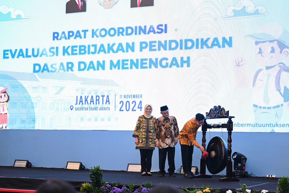 Kebijakan Zonasi dan Rekrutmen Guru PPPK Jadi Isu Strategis Kemendikdasmen